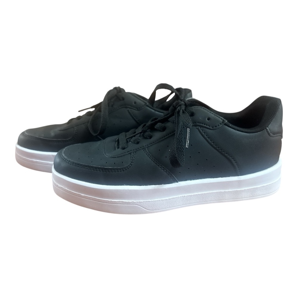 Weissman Low Top Dance Sneaker Size Women’s 7